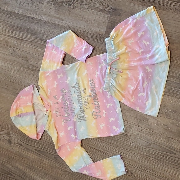 Jenna & Jessie Ride a Unicorn Swim with Mermaids Chase Rainbows Pajamas Size 10 - Picture 1 of 6